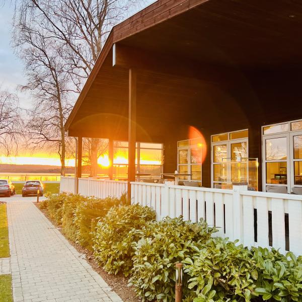 Knudhule Badehotel